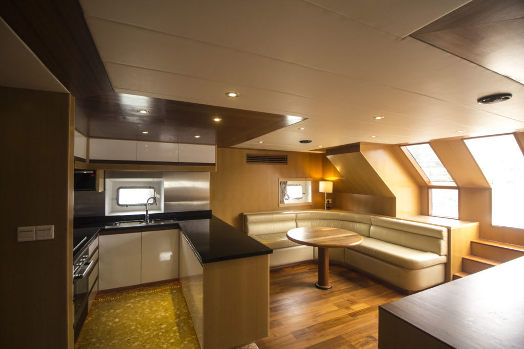 Luxury Yacht Party Night Package